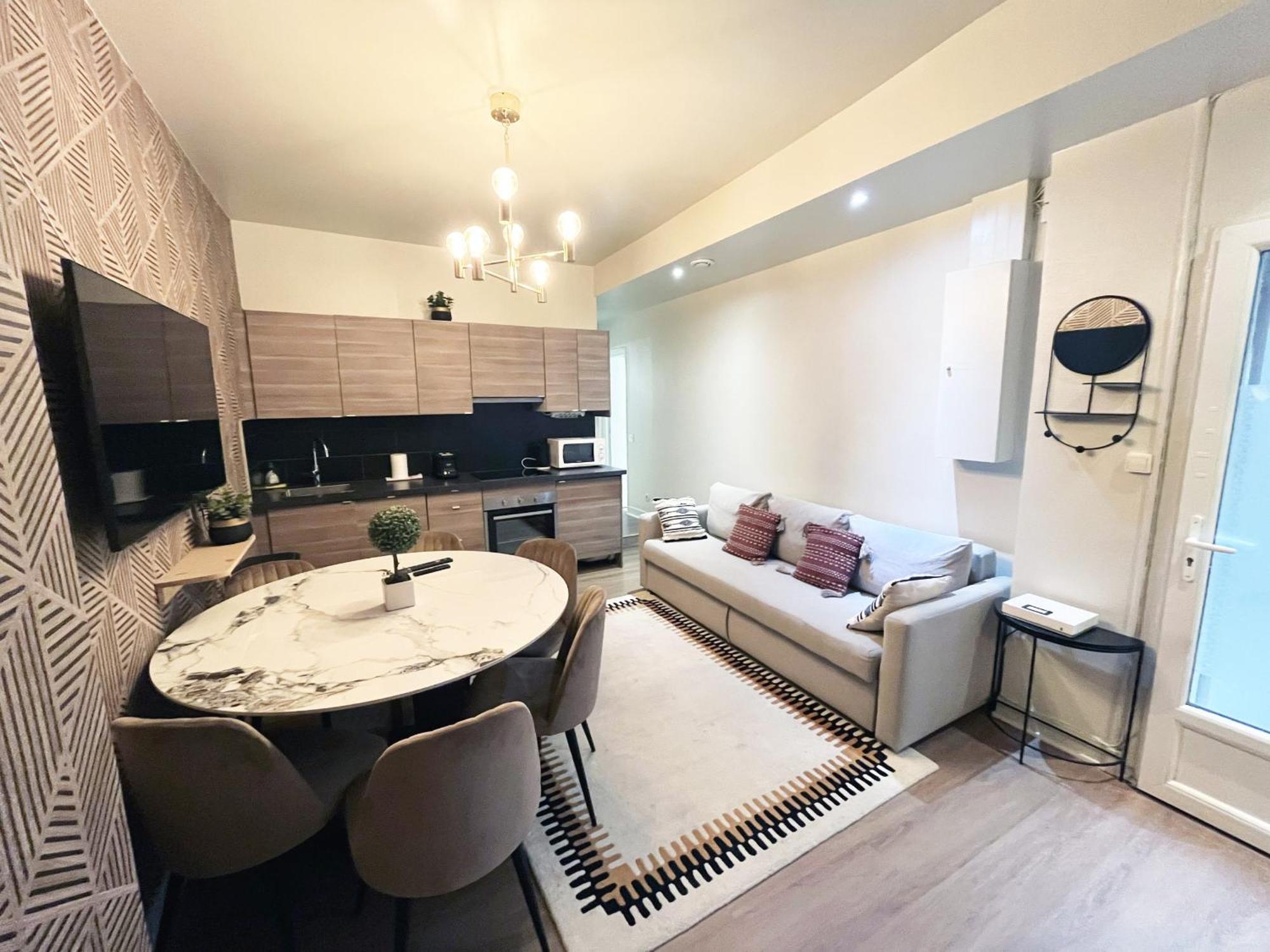 06 - Designed Flat Paris Grands Boulevards Apartment Exterior photo